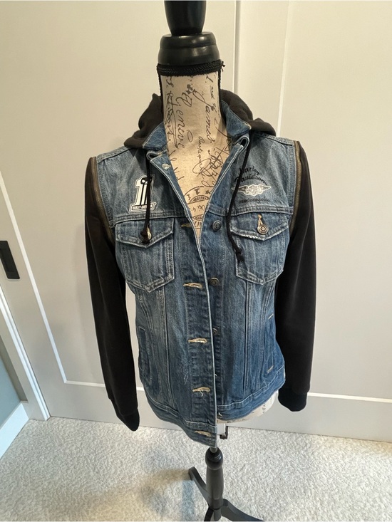 Harley-Davidson Jackets & Blazers - Harley-Davidson® Women's Zip-Off Sleeve Denim Jacket - Indigo Wash